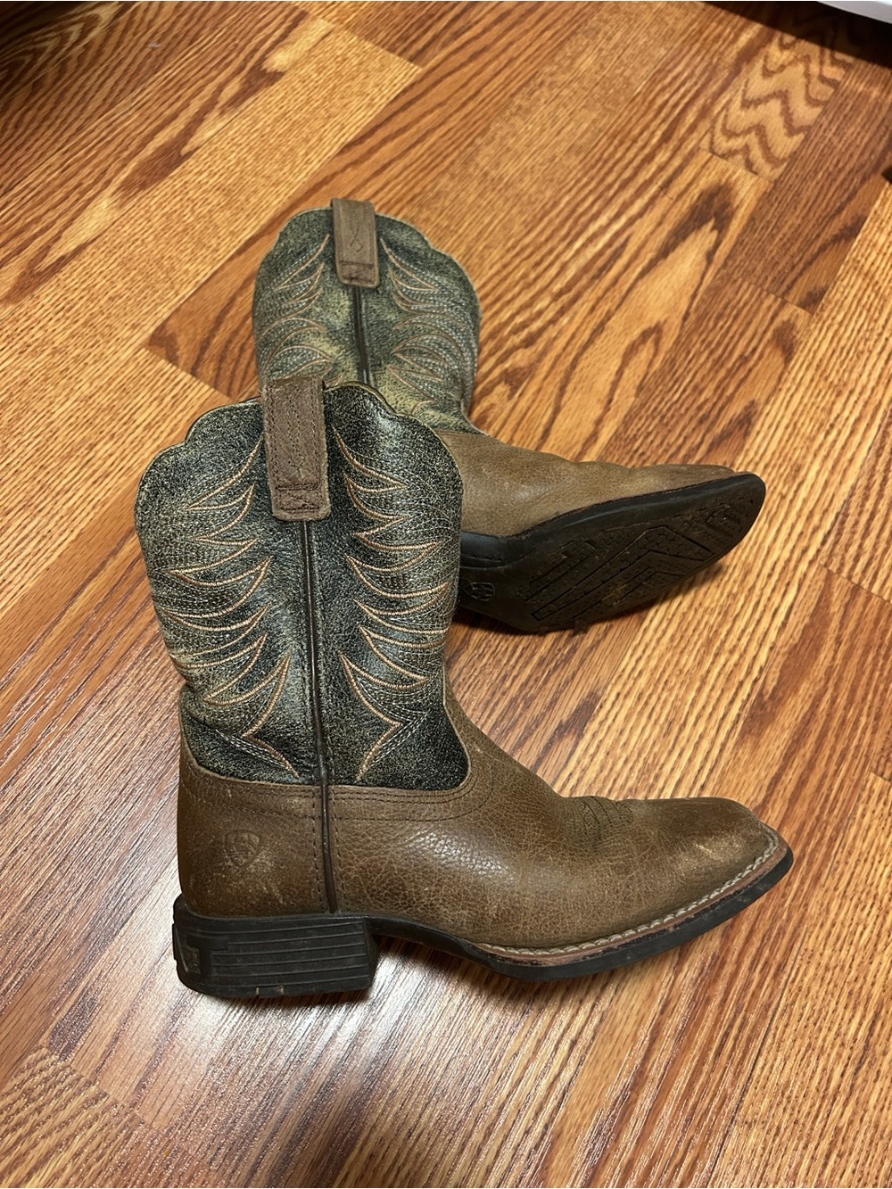 Ariat Kids Brown and Dark Green Western Pull-On Boots
